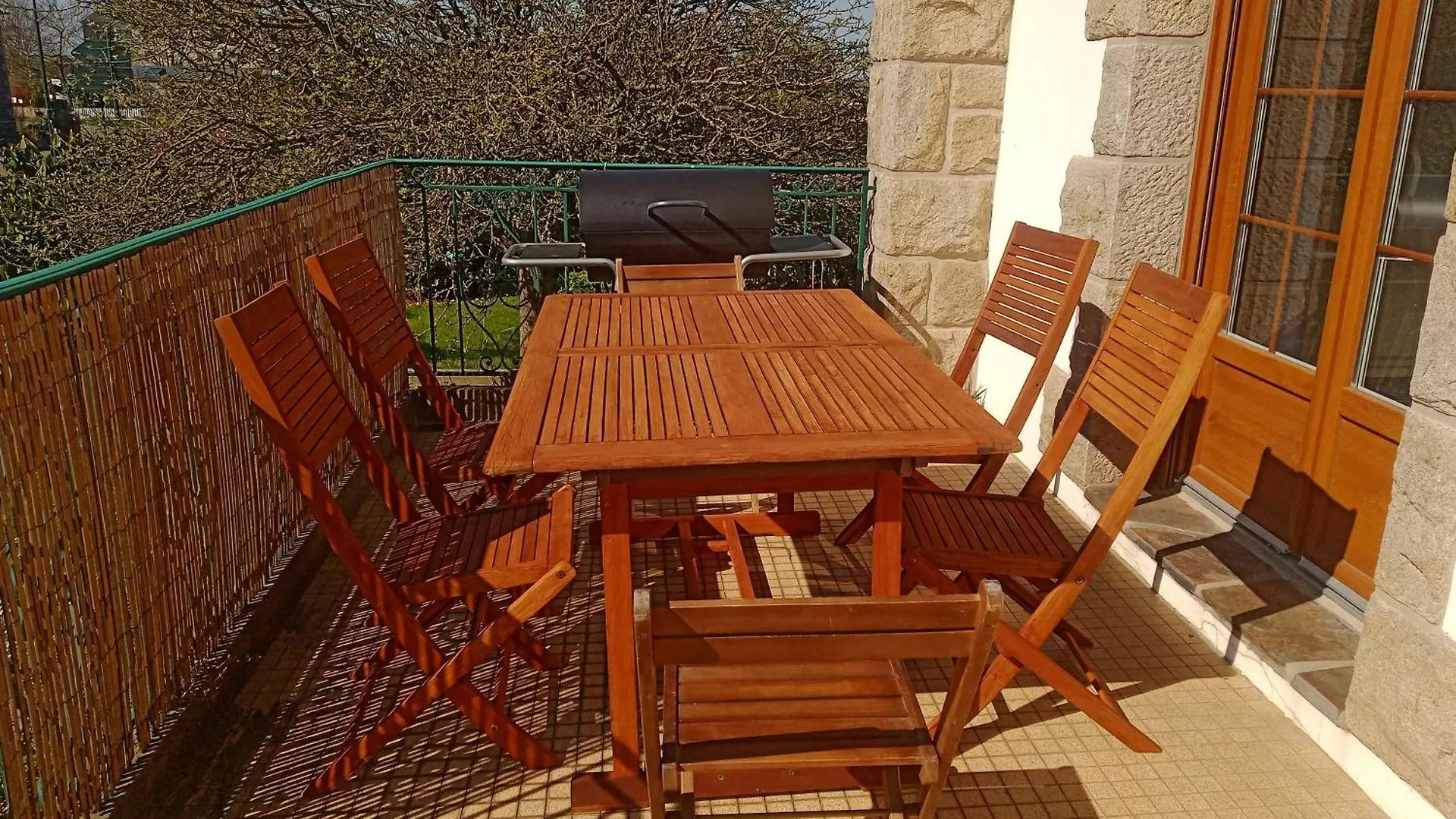 Ploubalay Chambres Cuisine Sejour Frankrike